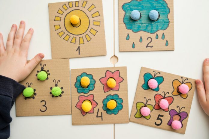 A handmade counting game